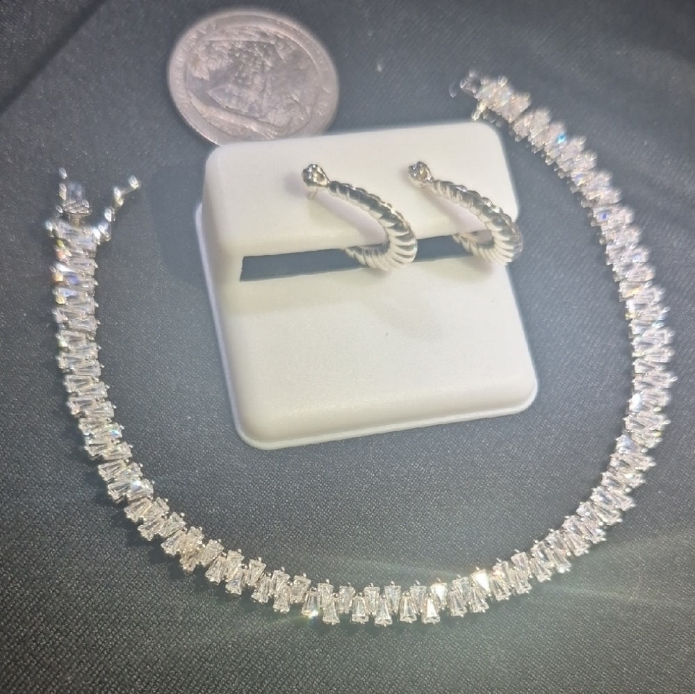 Elegant Silver Bracelet and Earring Set
